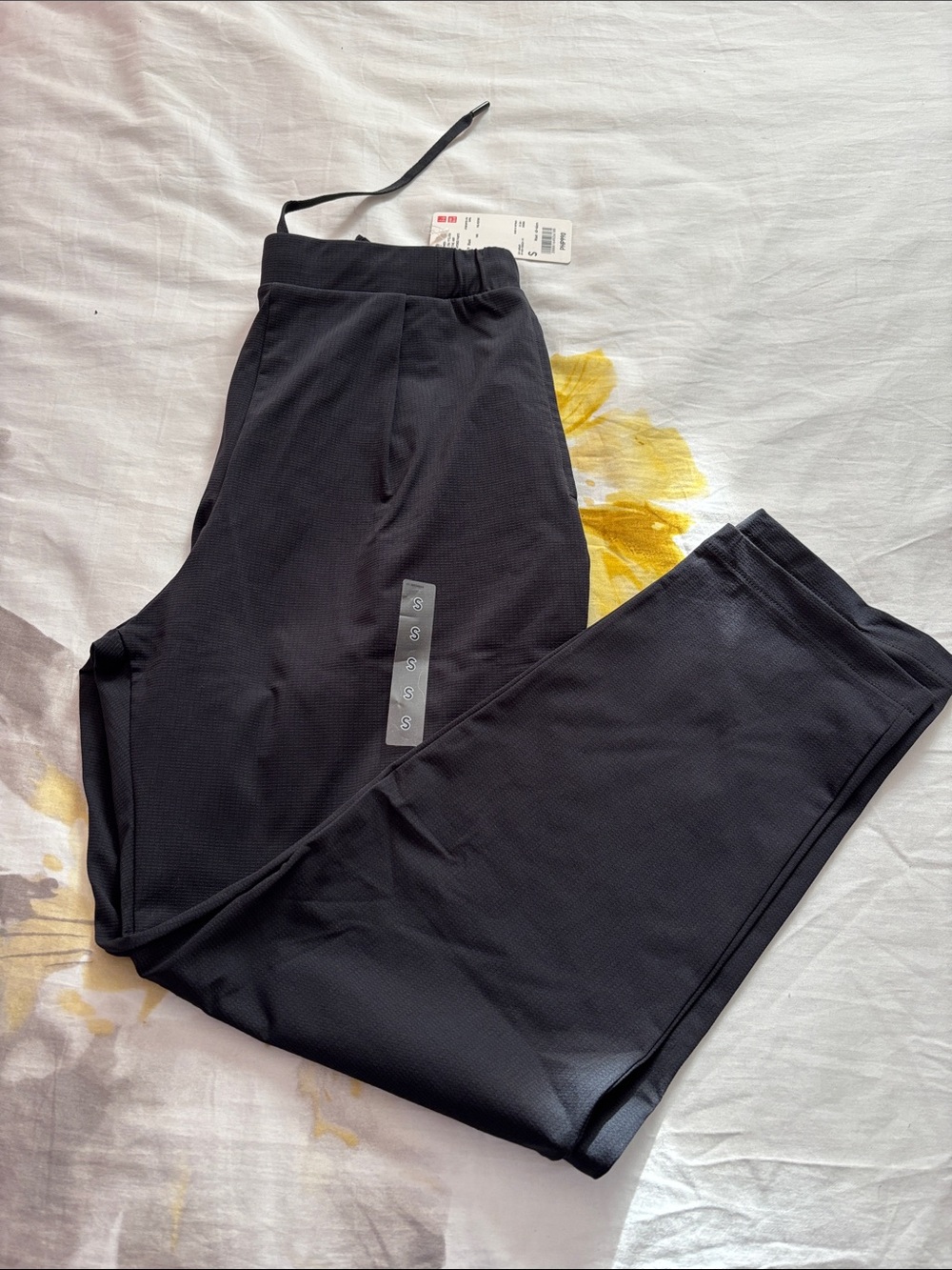 Uniqlo Men's Black Jogger Sweatpants